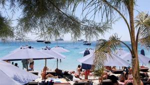 В топ-10 лучших пляжных баров Европы попали 3 с Греции